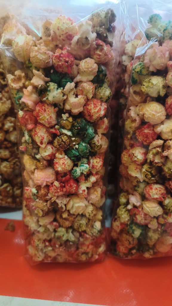 papas-el-rey-palomitas-confeti